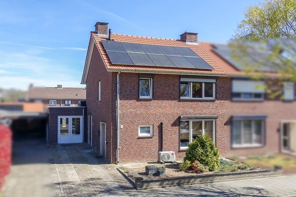 Pater Regoutlaan 24