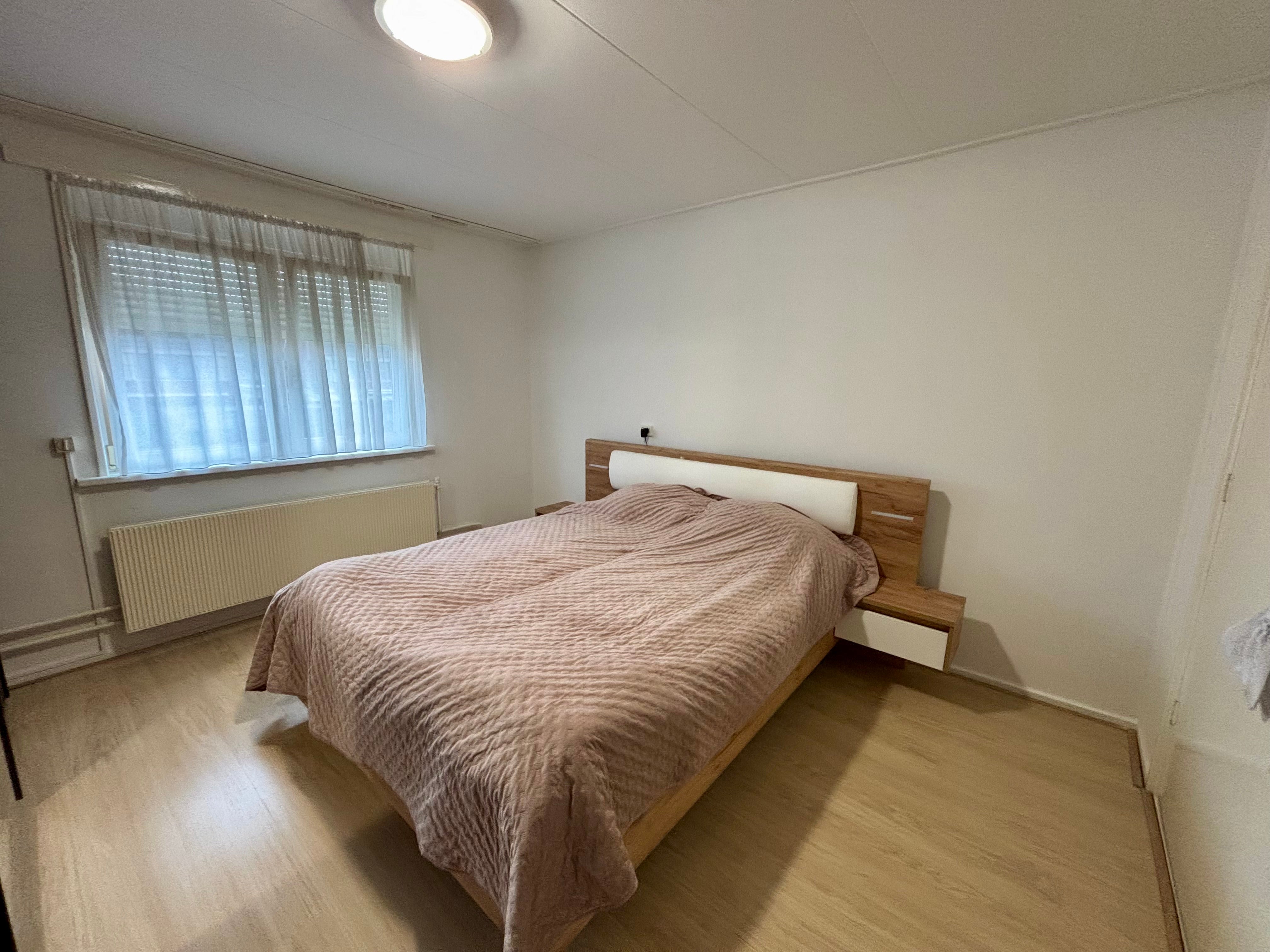 Hoekwoning te huur: James Rossstraat 34, Enschede