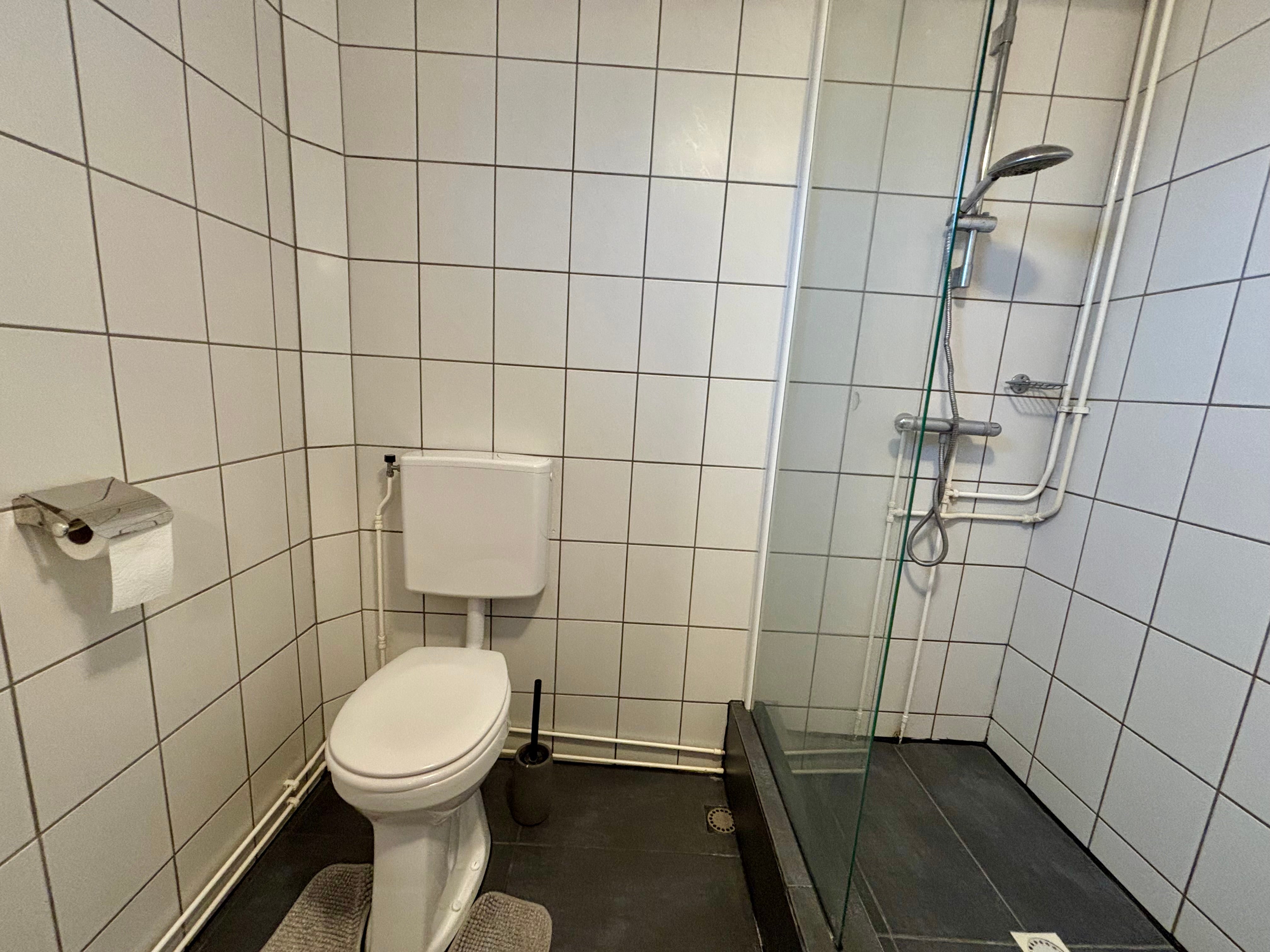 Hoekwoning te huur: James Rossstraat 34, Enschede