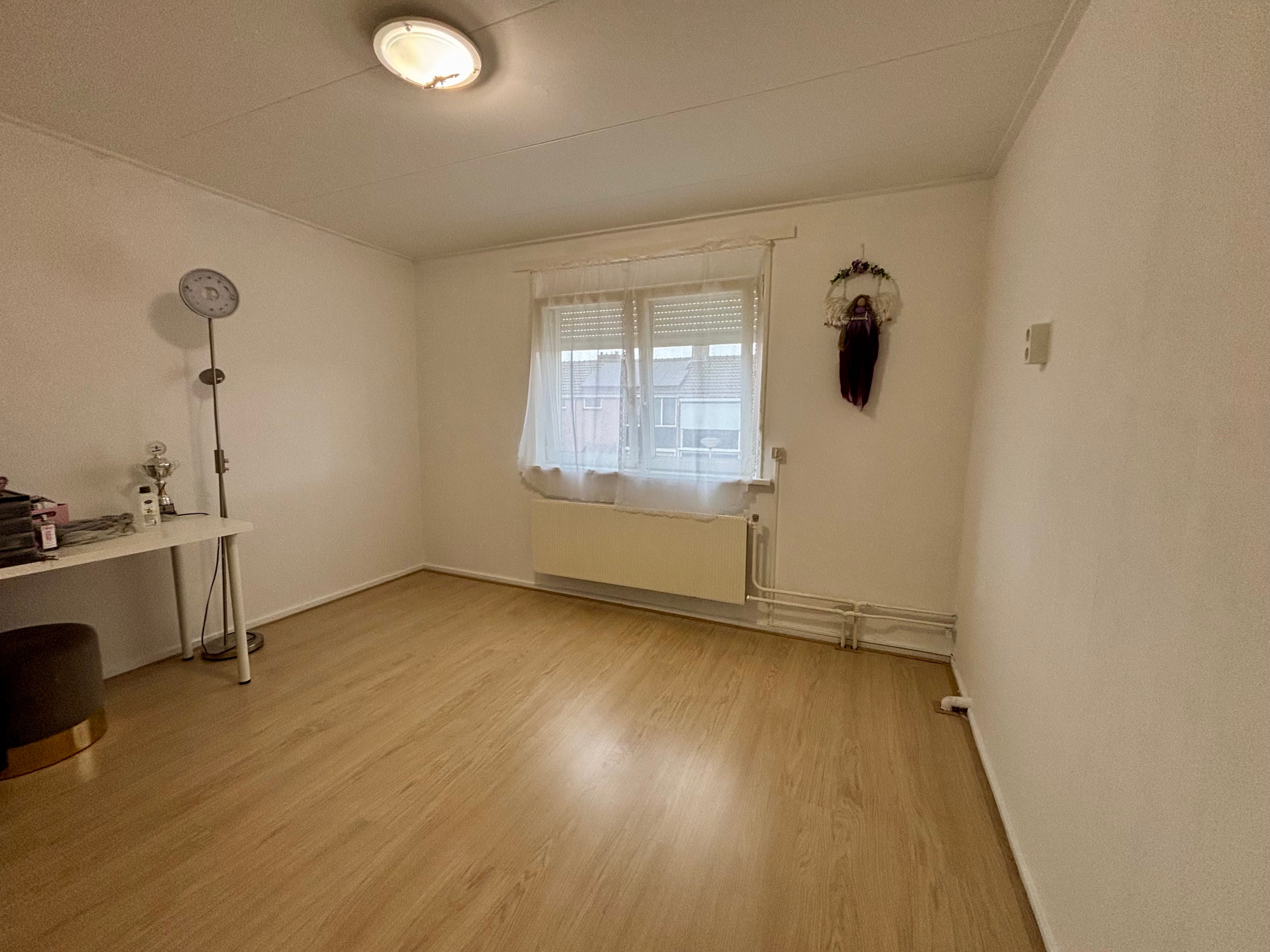 Hoekwoning te huur: James Rossstraat 34, Enschede