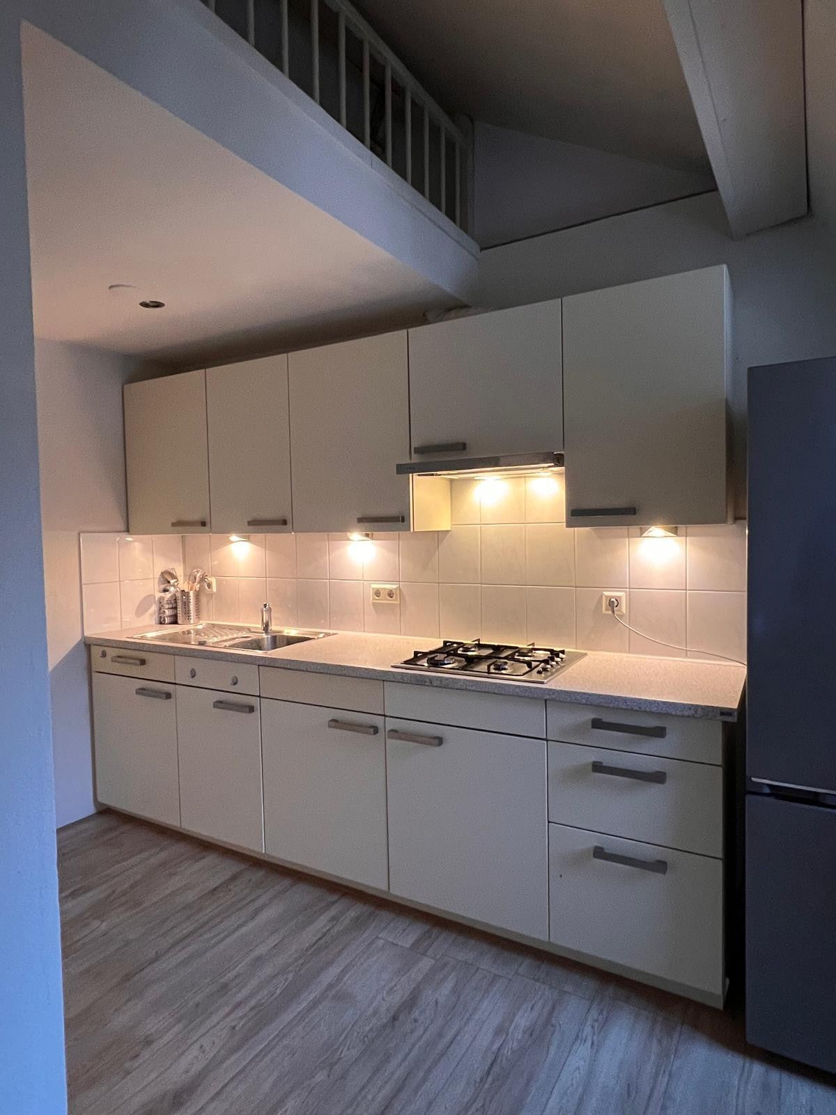 Studio te huur: Leliestraat 3B, Roermond