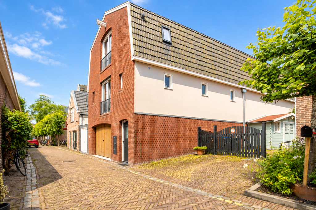 Appartement Kloosterstraat 8 B in Muiden