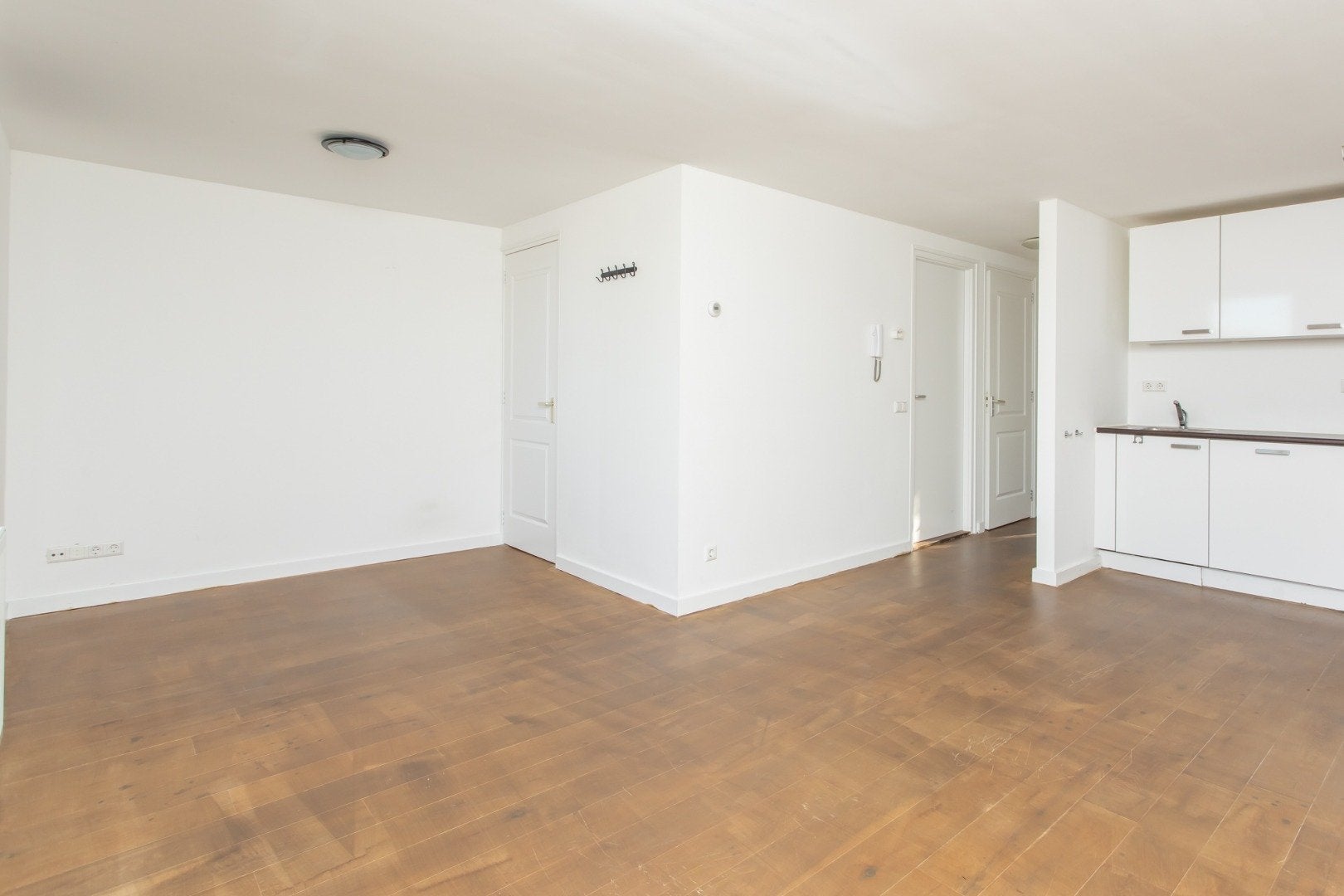 Appartement te koop: De Savornin Lohmanlaan 93B-03, Rotterdam