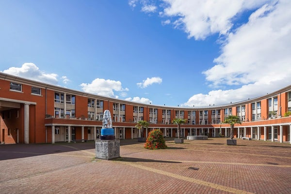 Bocht van Guinea 41 in Den Haag