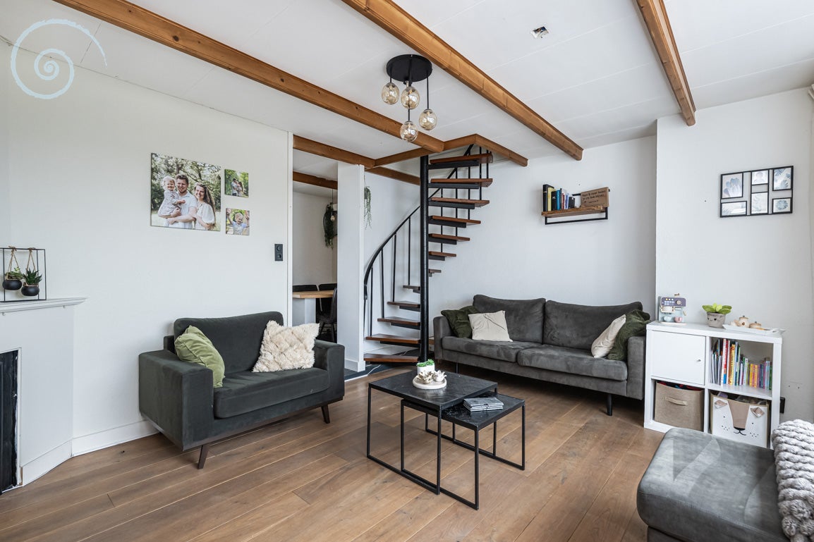 Hoekwoning te koop: Onwaardsedijk 21, Dirksland