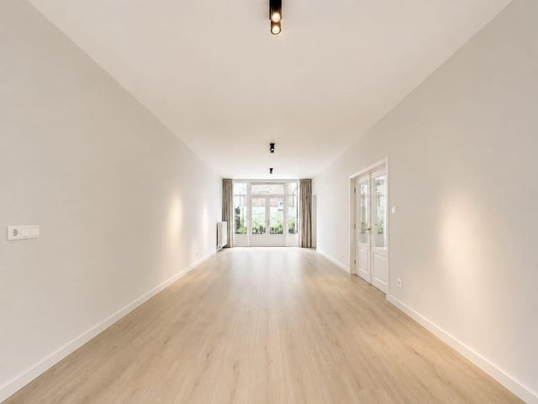 Flat Henegouwerplein in Rotterdam