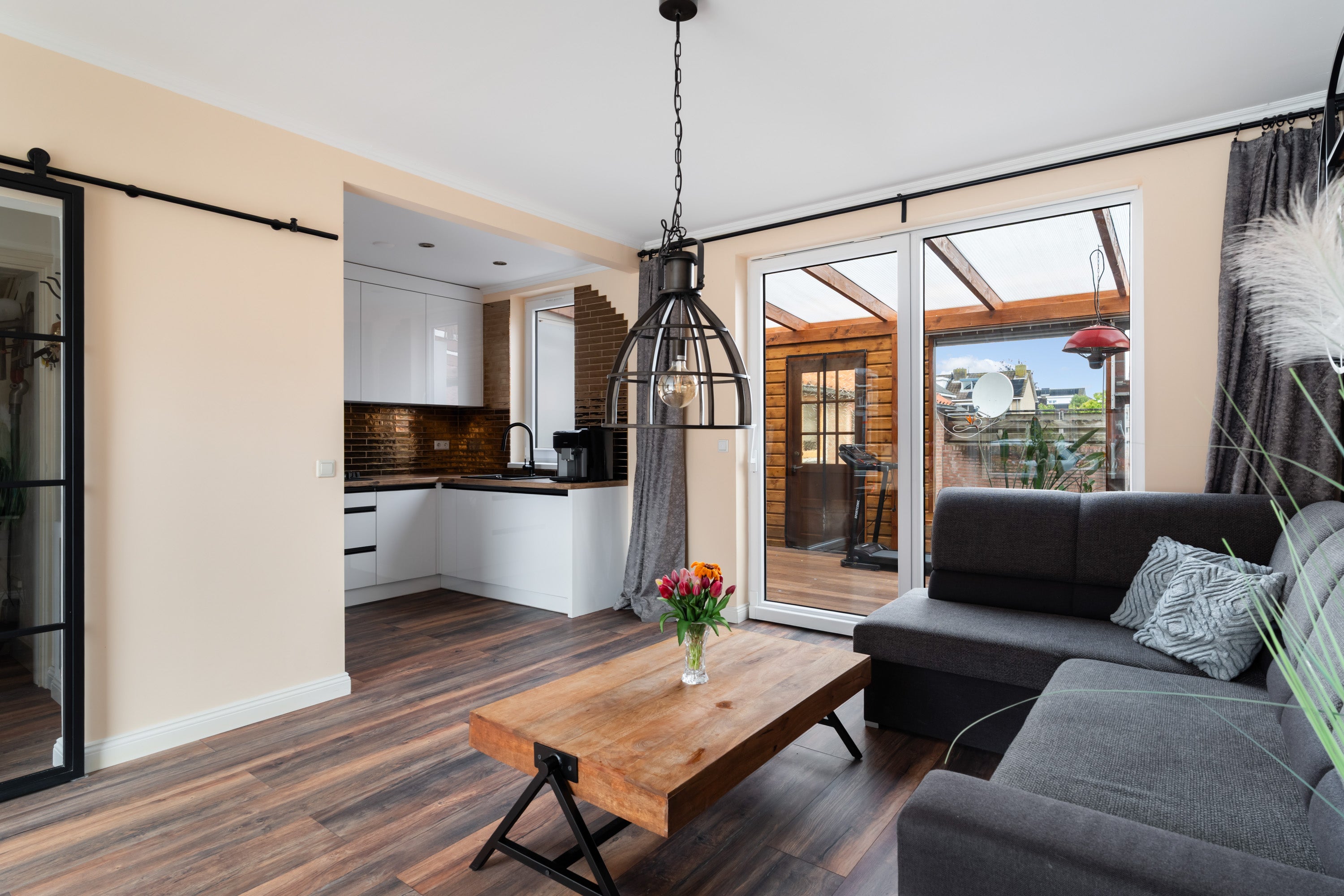 Tussenwoning te koop: Schoterstraat 6, Zevenhoven
