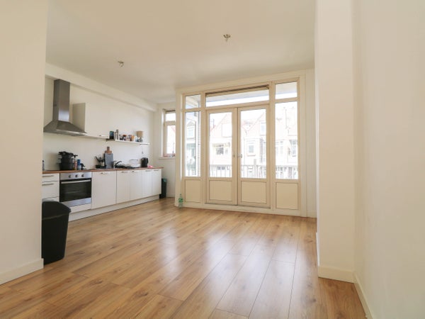 Flat Katendrechtse Lagedijk in Rotterdam