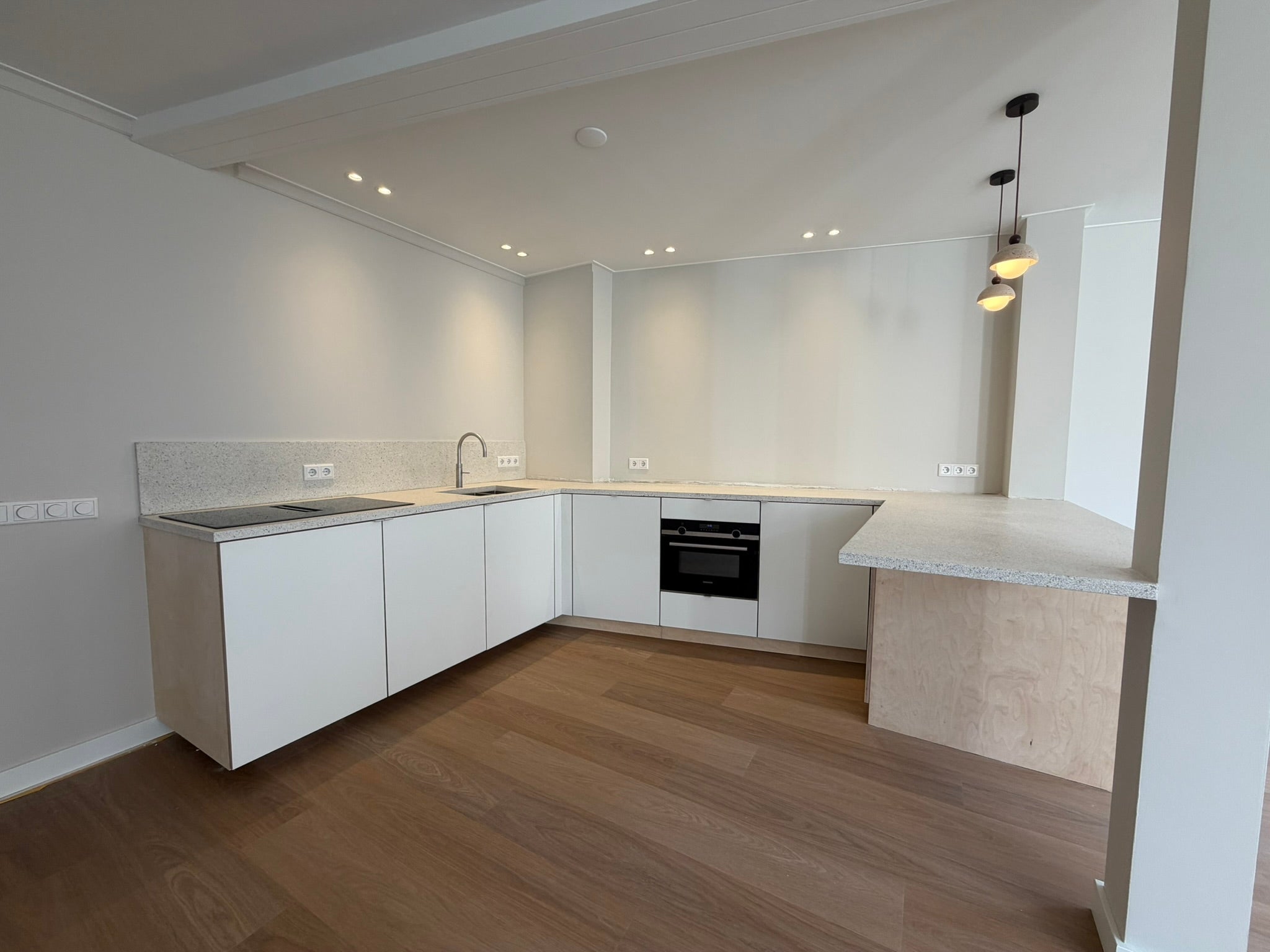 Appartement te huur: Hoogstraat 8A, Weert