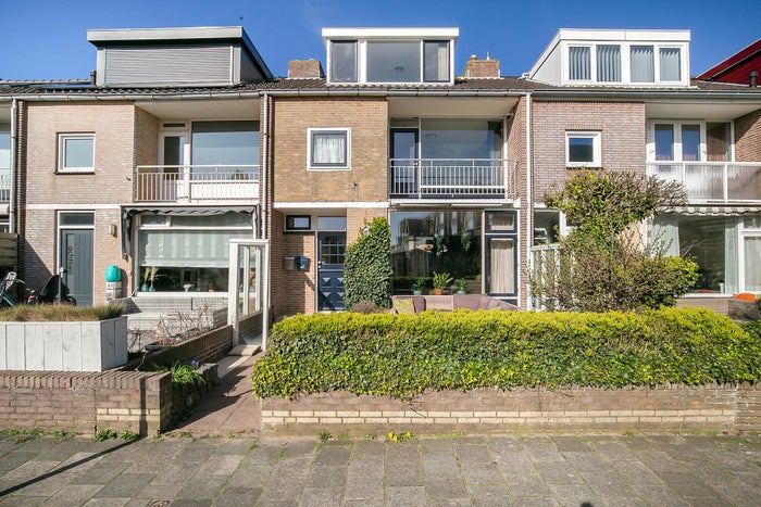 Beatrixstraat 16