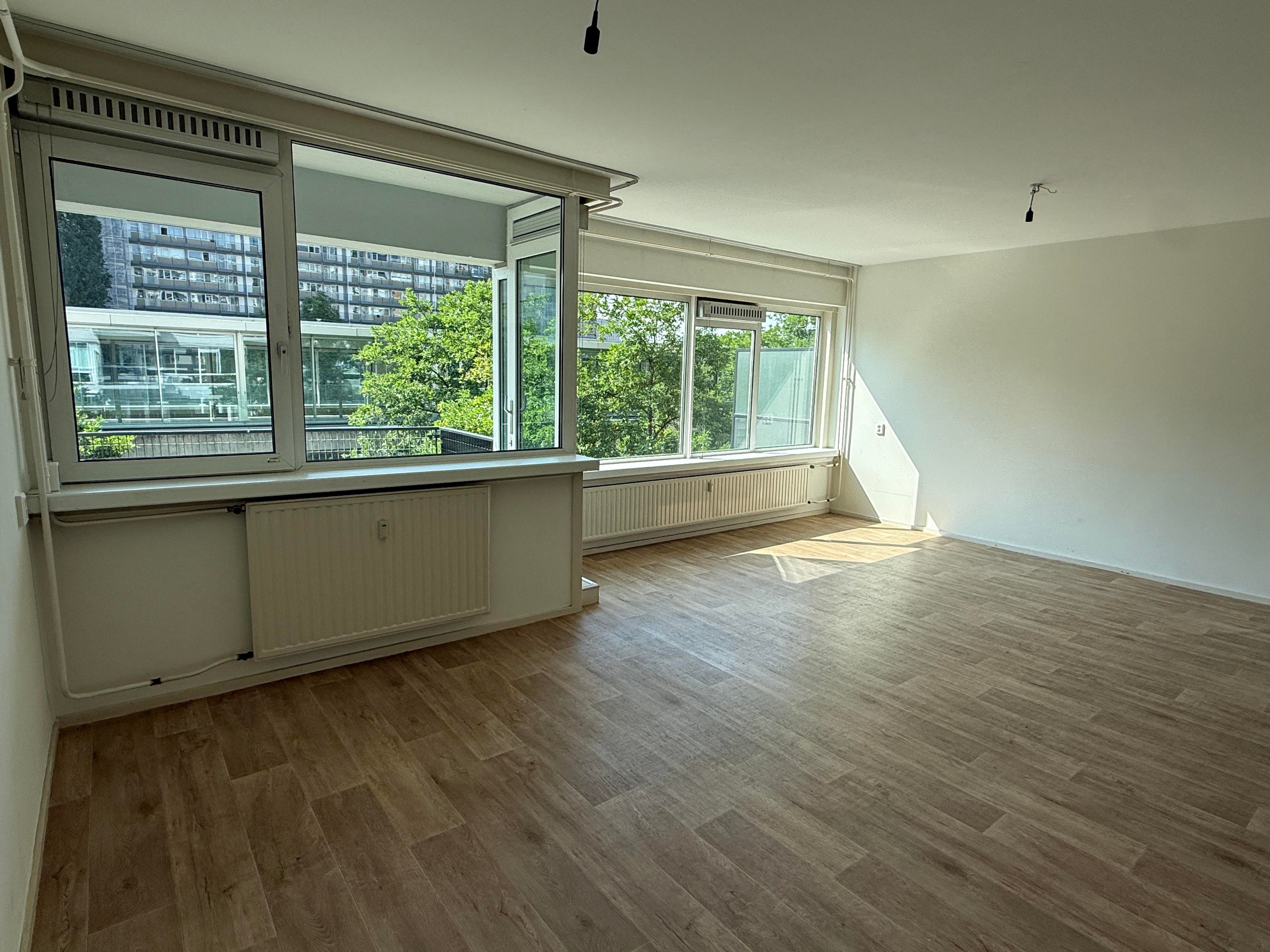 Woning te huur: Kruiskade, Rotterdam