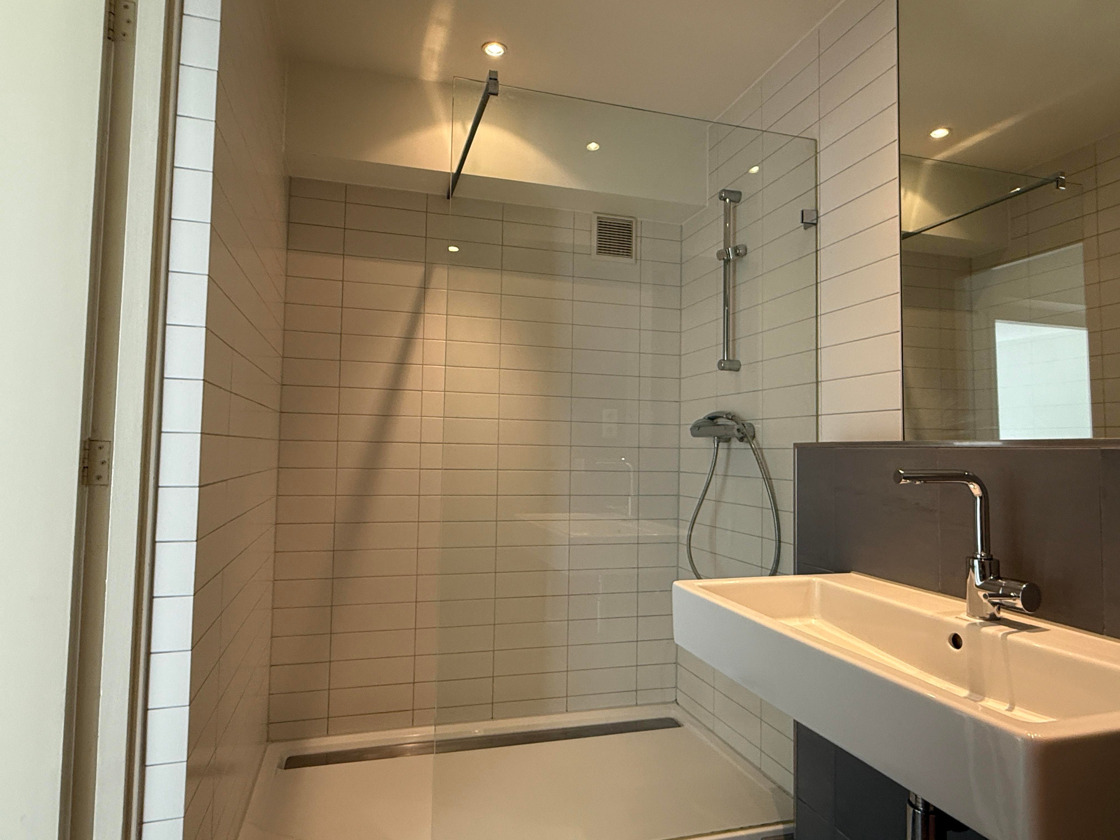 Woning te huur: Kruiskade, Rotterdam