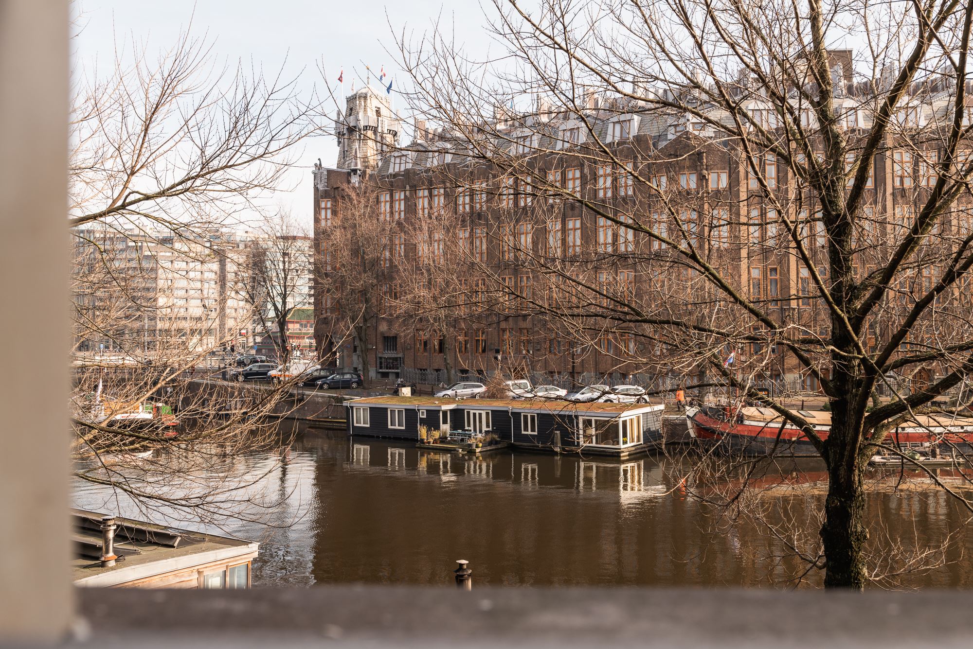 Woning te huur: Kromme Waal, Amsterdam