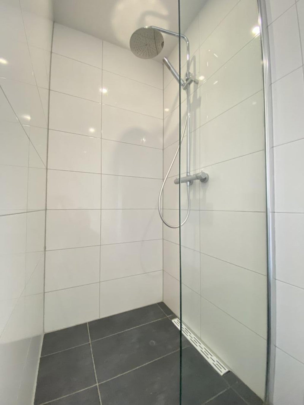Woning te huur: Larensestraat 111STUDIO-2, 'S-Gravenhage