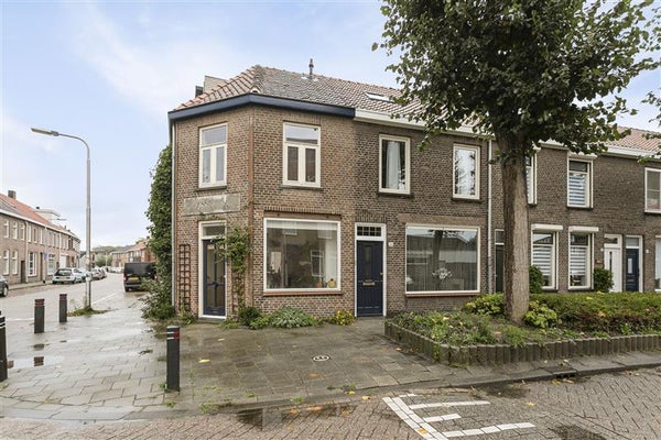 Huis te koop Bisschop van de Venstraat 2 in Tilburg voor € 249.000