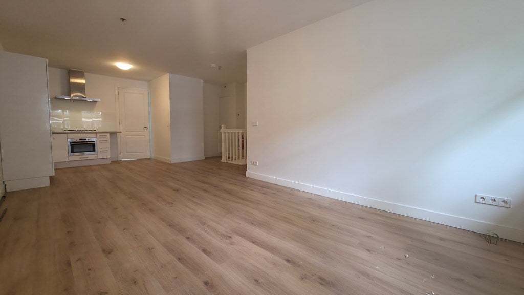 Woning te huur: Mathenesserweg, Rotterdam