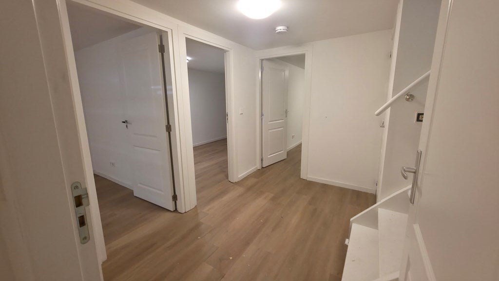 Woning te huur: Mathenesserweg, Rotterdam