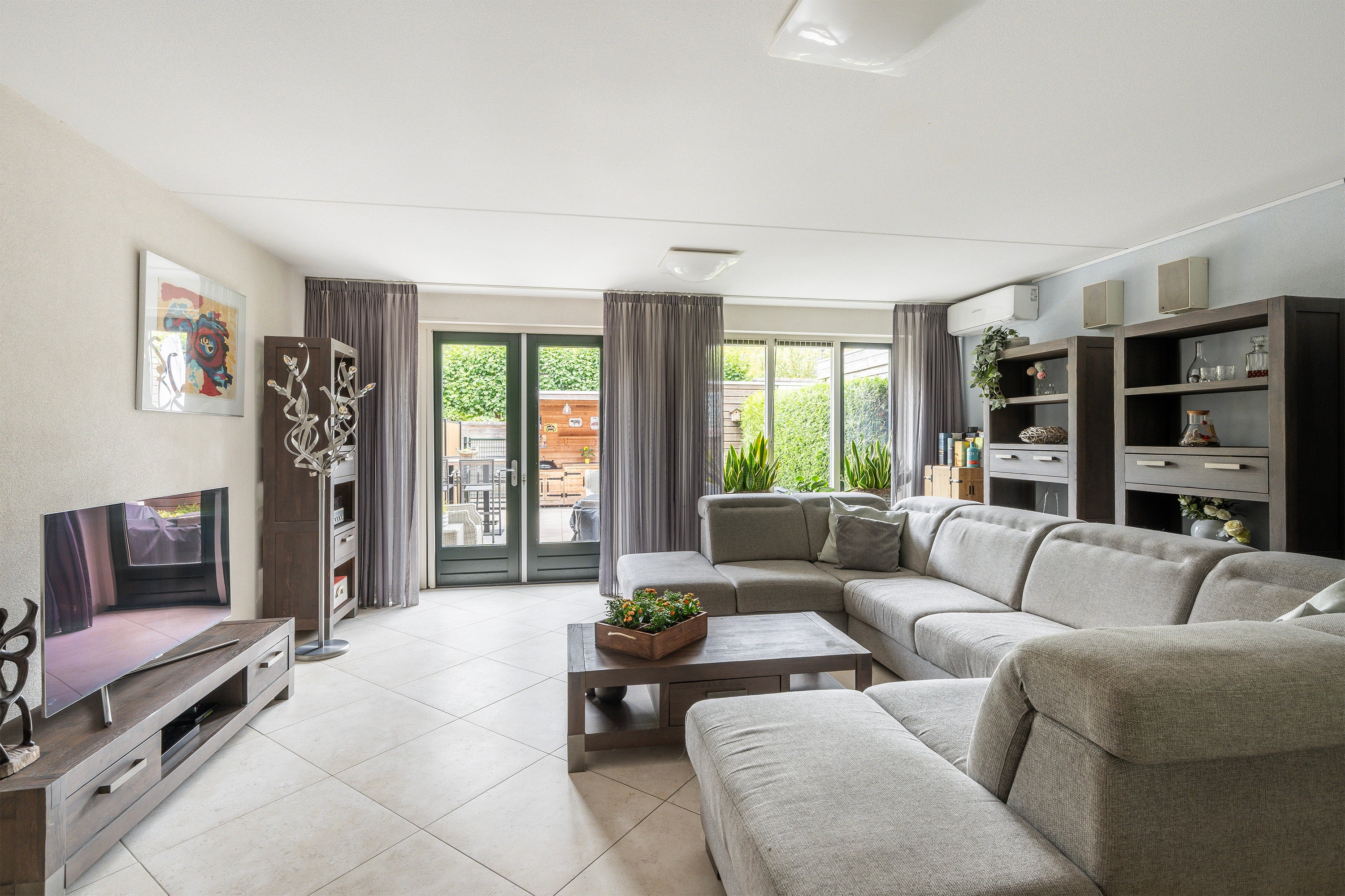 Tussenwoning te koop: Graaf Arnulfstraat 40, Vlaardingen