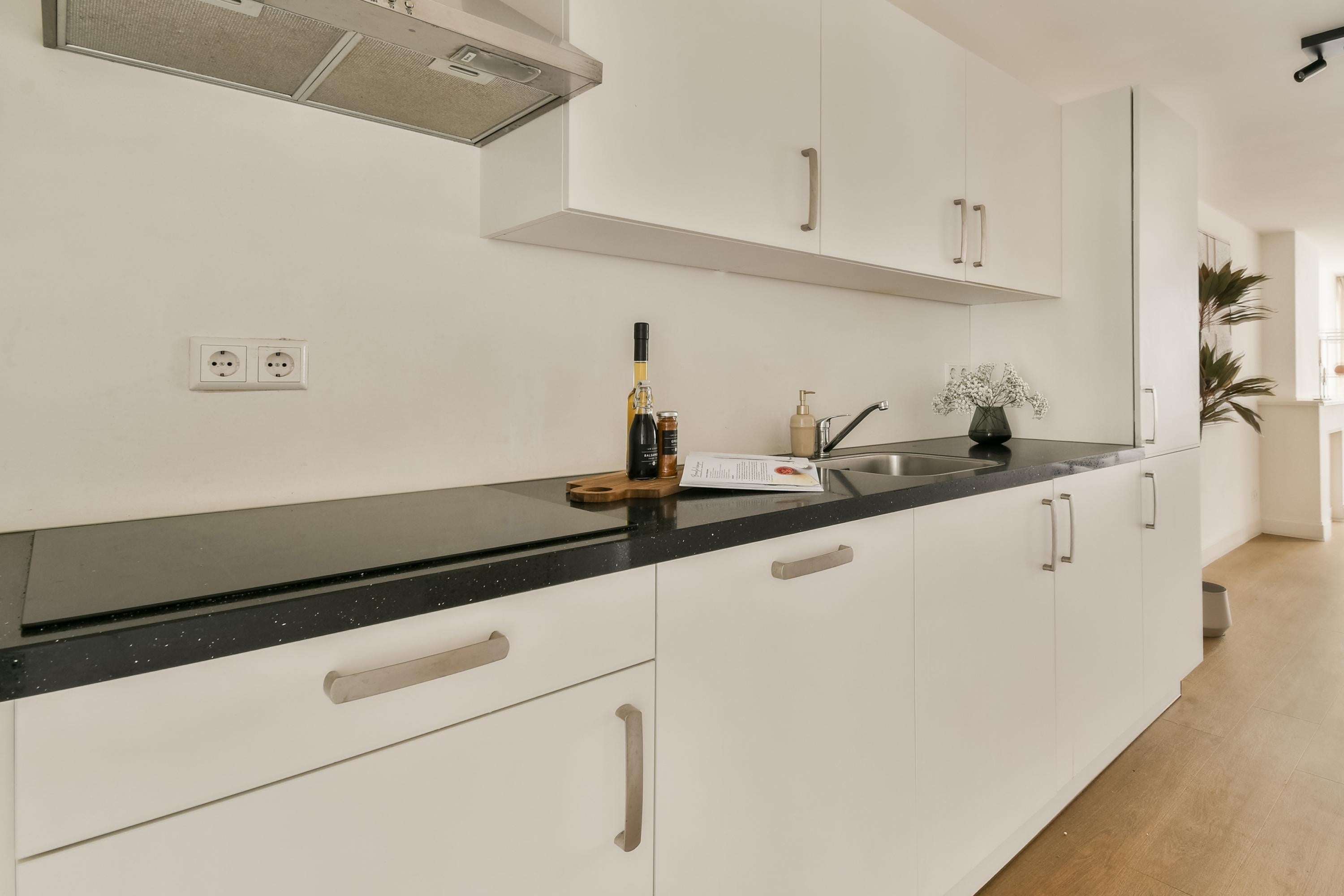 Appartement te koop: Nieuwendijk 96C, Amsterdam