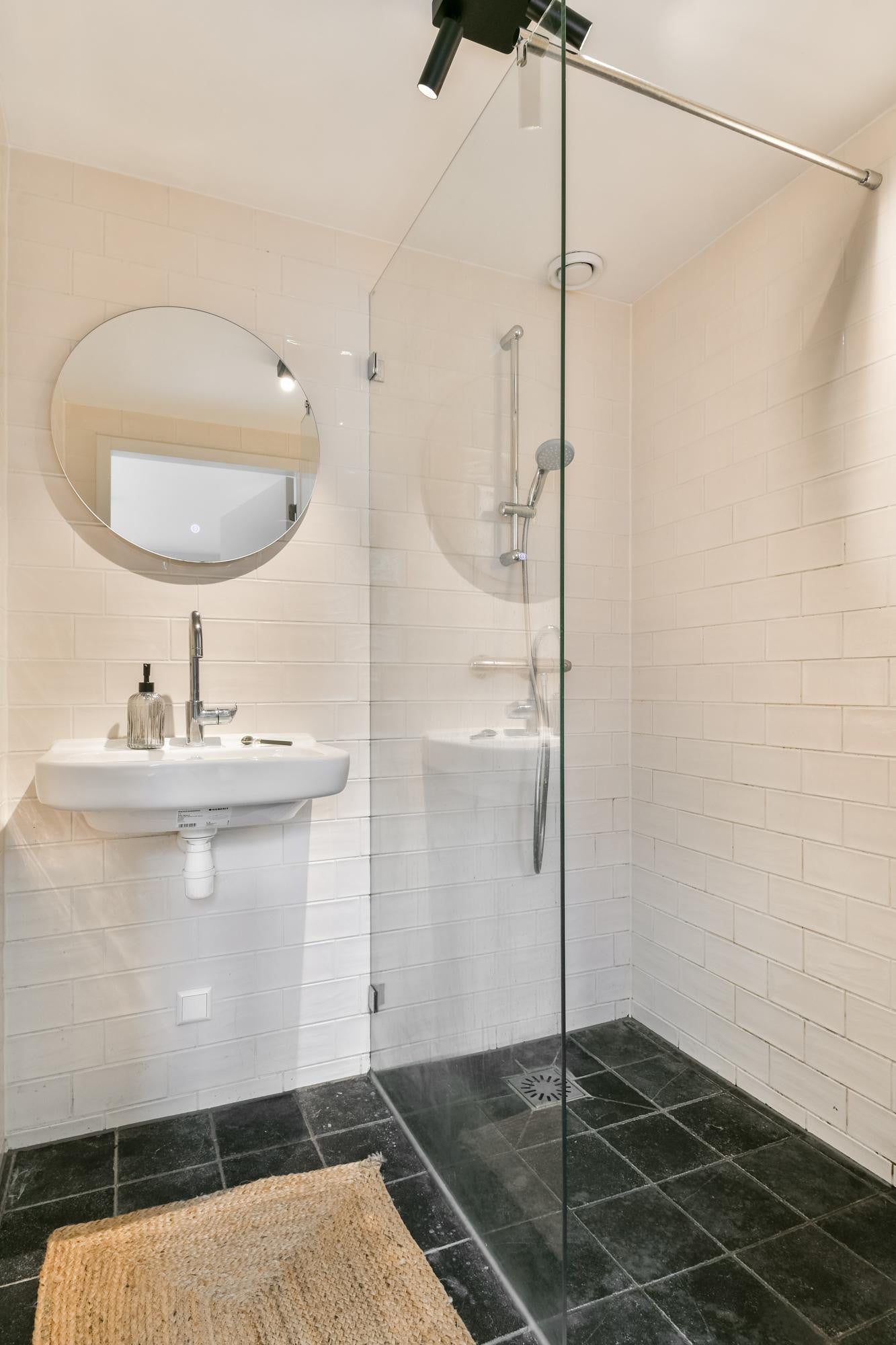 Appartement te koop: Nieuwendijk 96C, Amsterdam