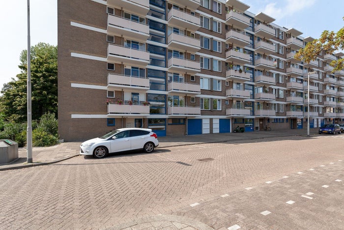 Te huur: Appartement Van der Helmstraat in Rotterdam