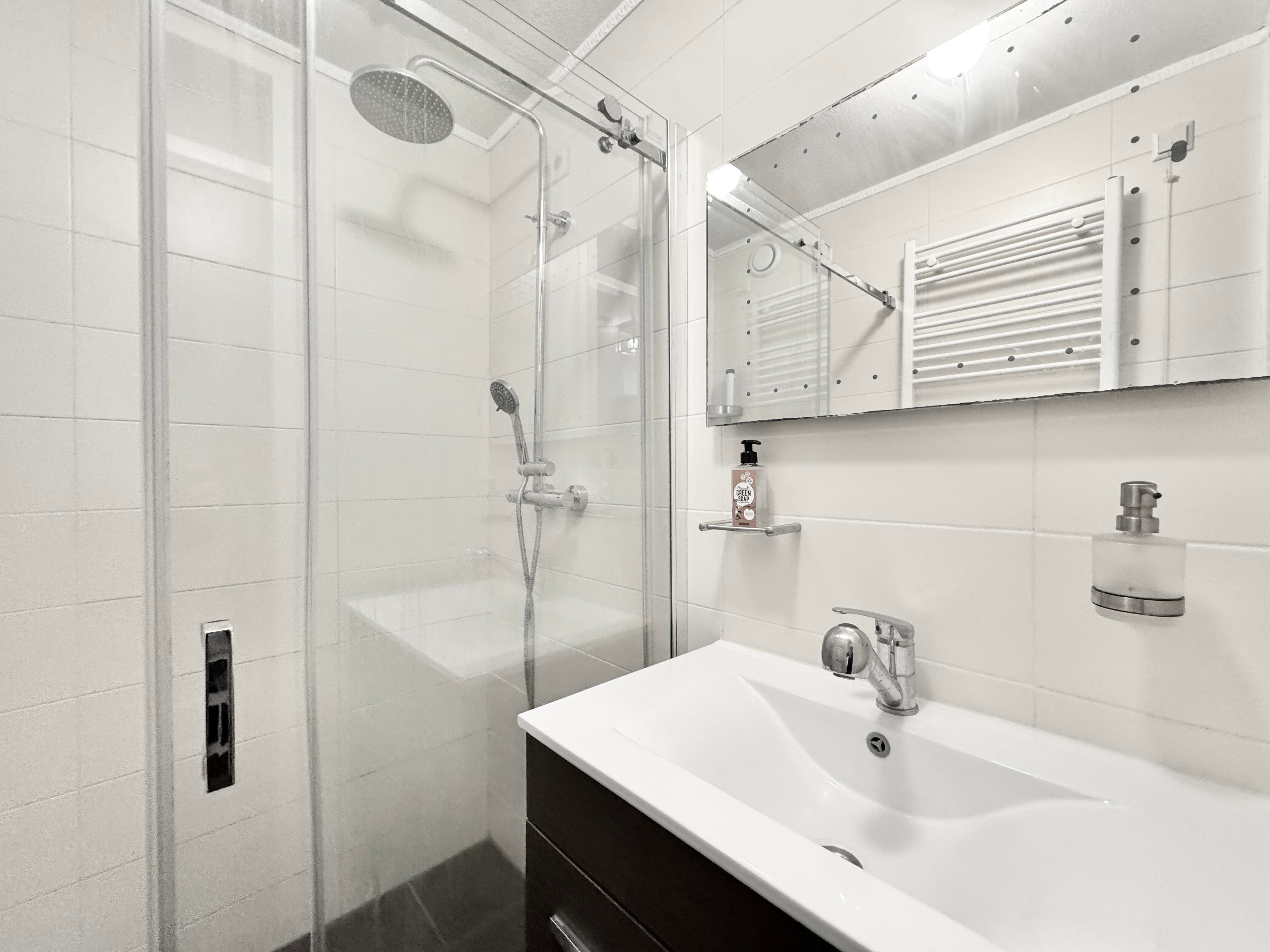 Woning te huur: Borgerstraat, Amsterdam