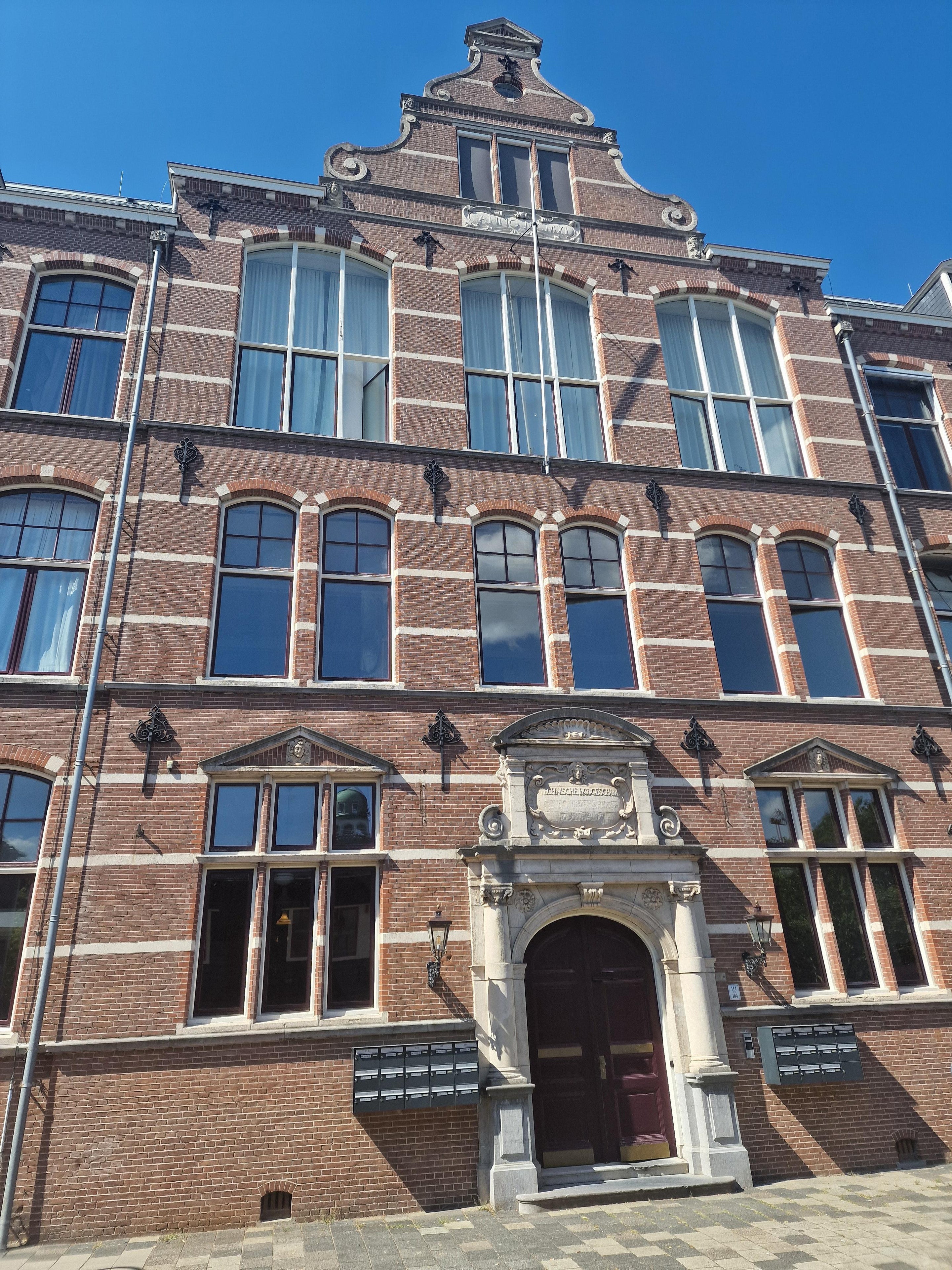 Woning te koop: Nieuwelaan, Delft