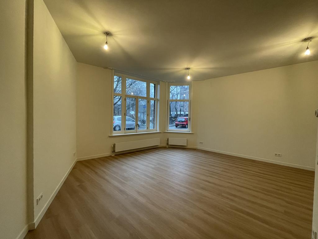 Appartement te huur: Amaliastraat 2H, Amsterdam