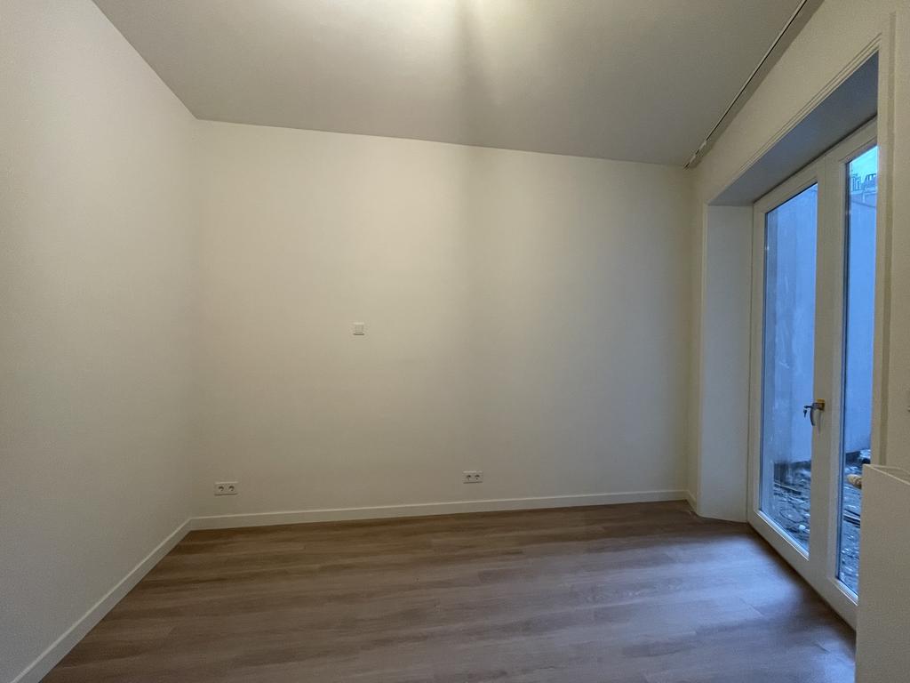 Appartement te huur: Amaliastraat 2H, Amsterdam