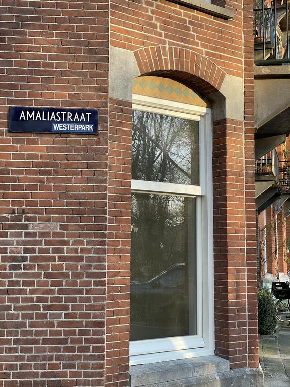 Appartement te huur: Amaliastraat 2H, Amsterdam