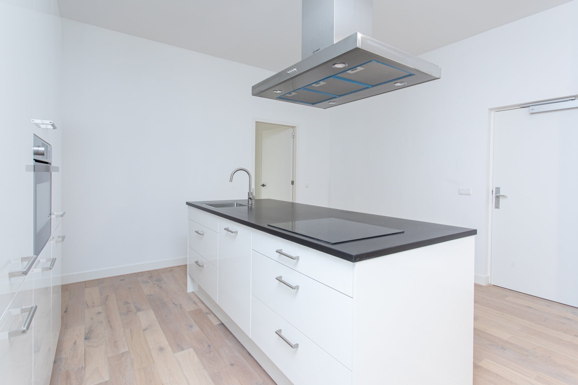 Woning te huur: Westzeedijk, Rotterdam