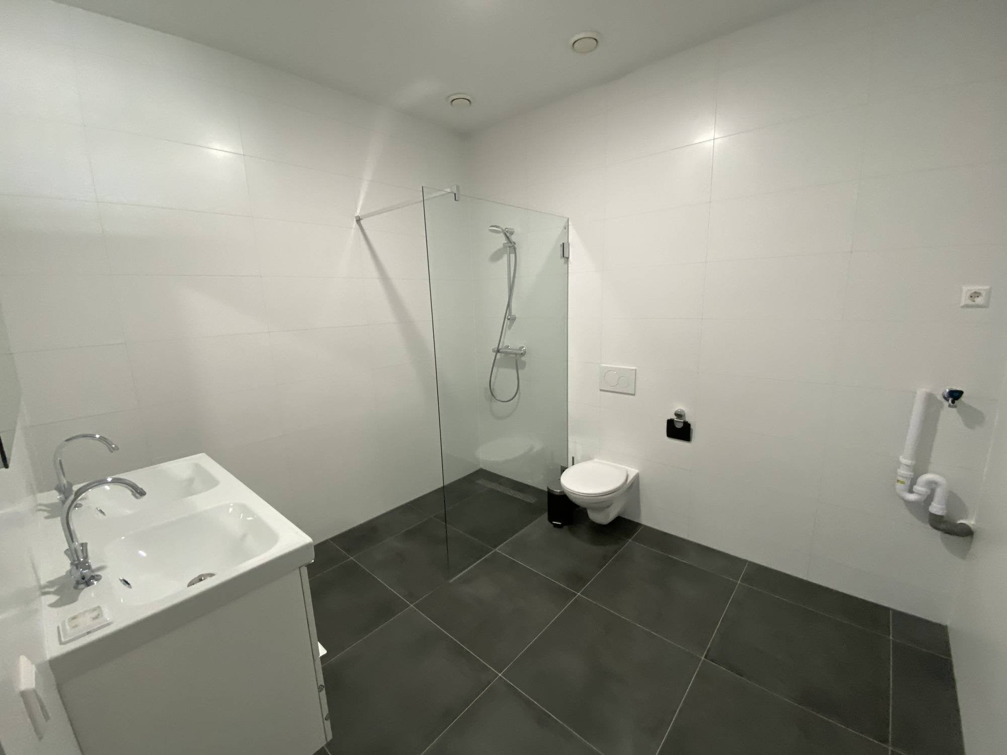 Woning te huur: Westzeedijk, Rotterdam