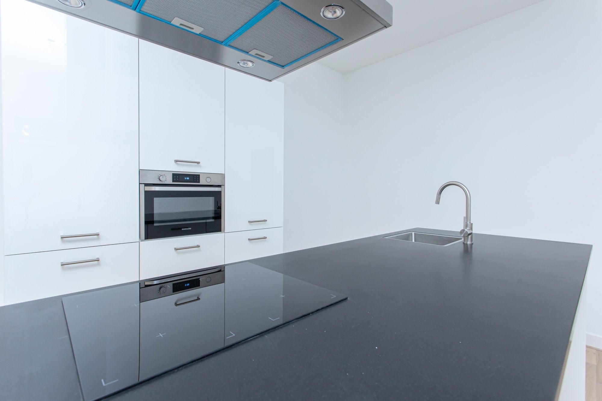 Woning te huur: Westzeedijk, Rotterdam