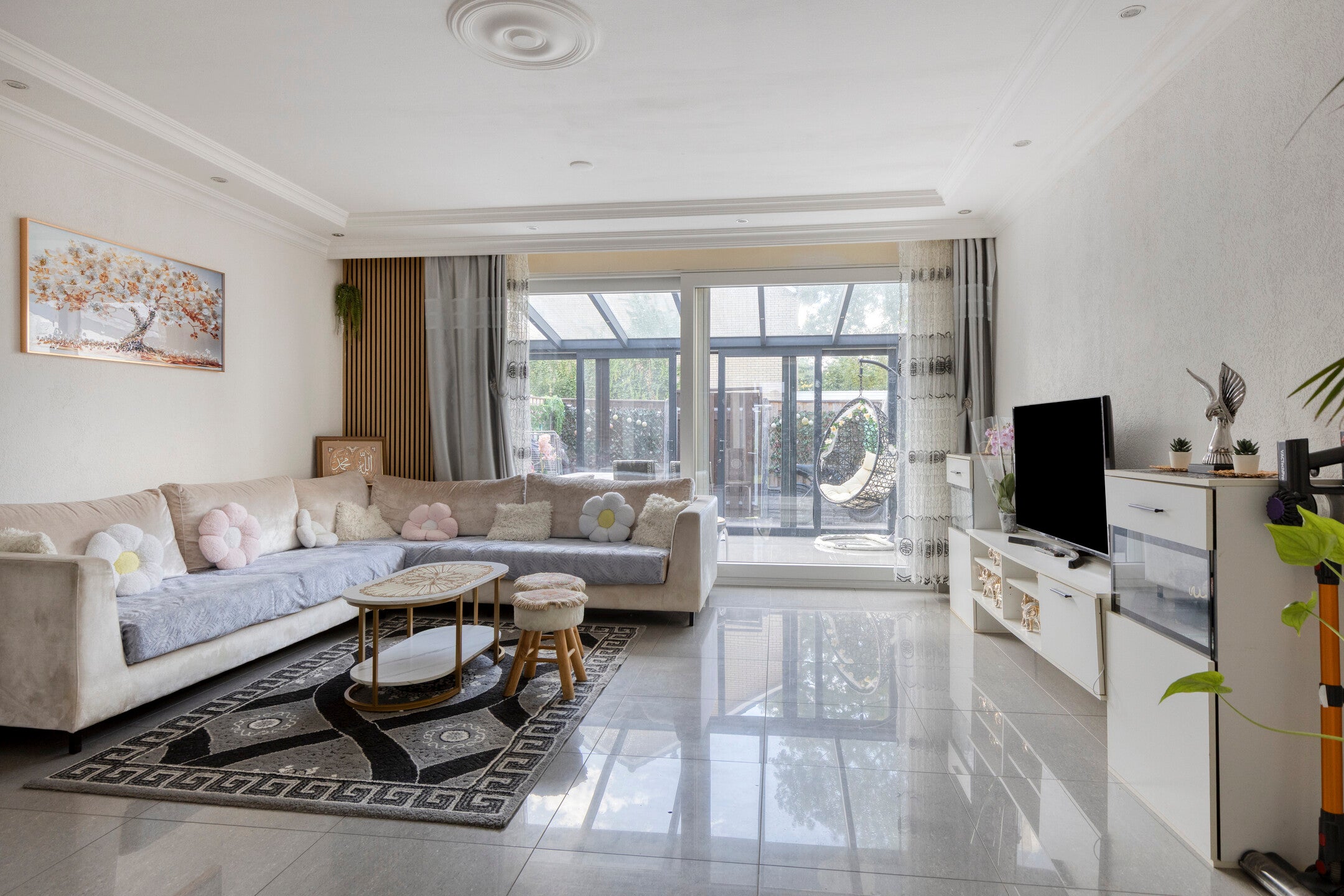 Tussenwoning te koop: Pinasstraat 8, Zaandam