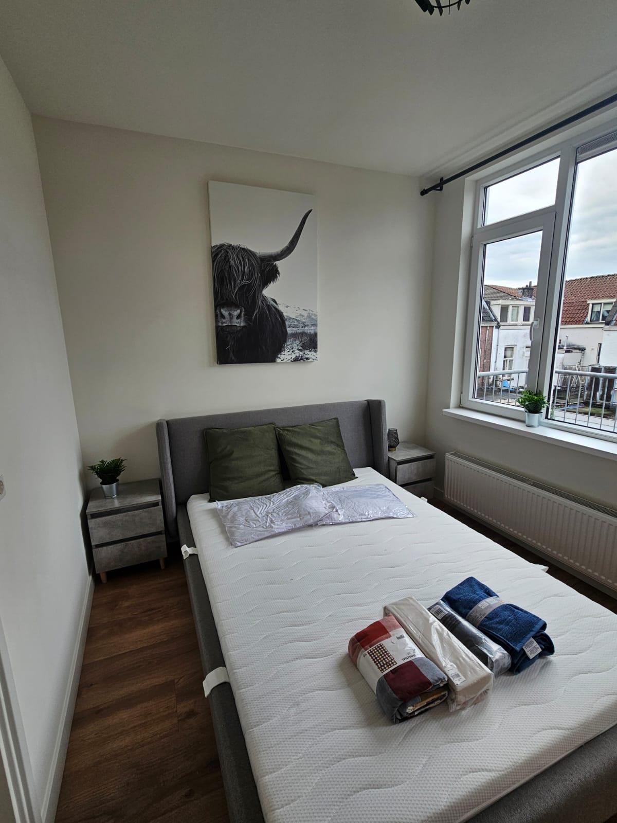 Woning te huur: Damstraat, Utrecht
