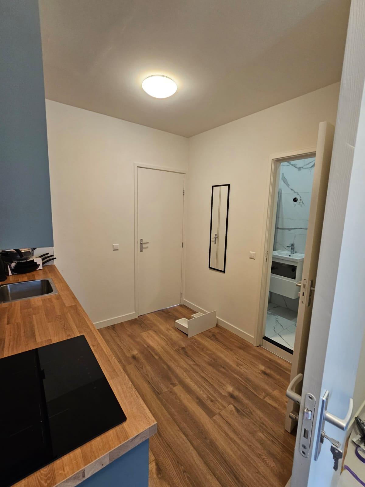 Woning te huur: Damstraat, Utrecht
