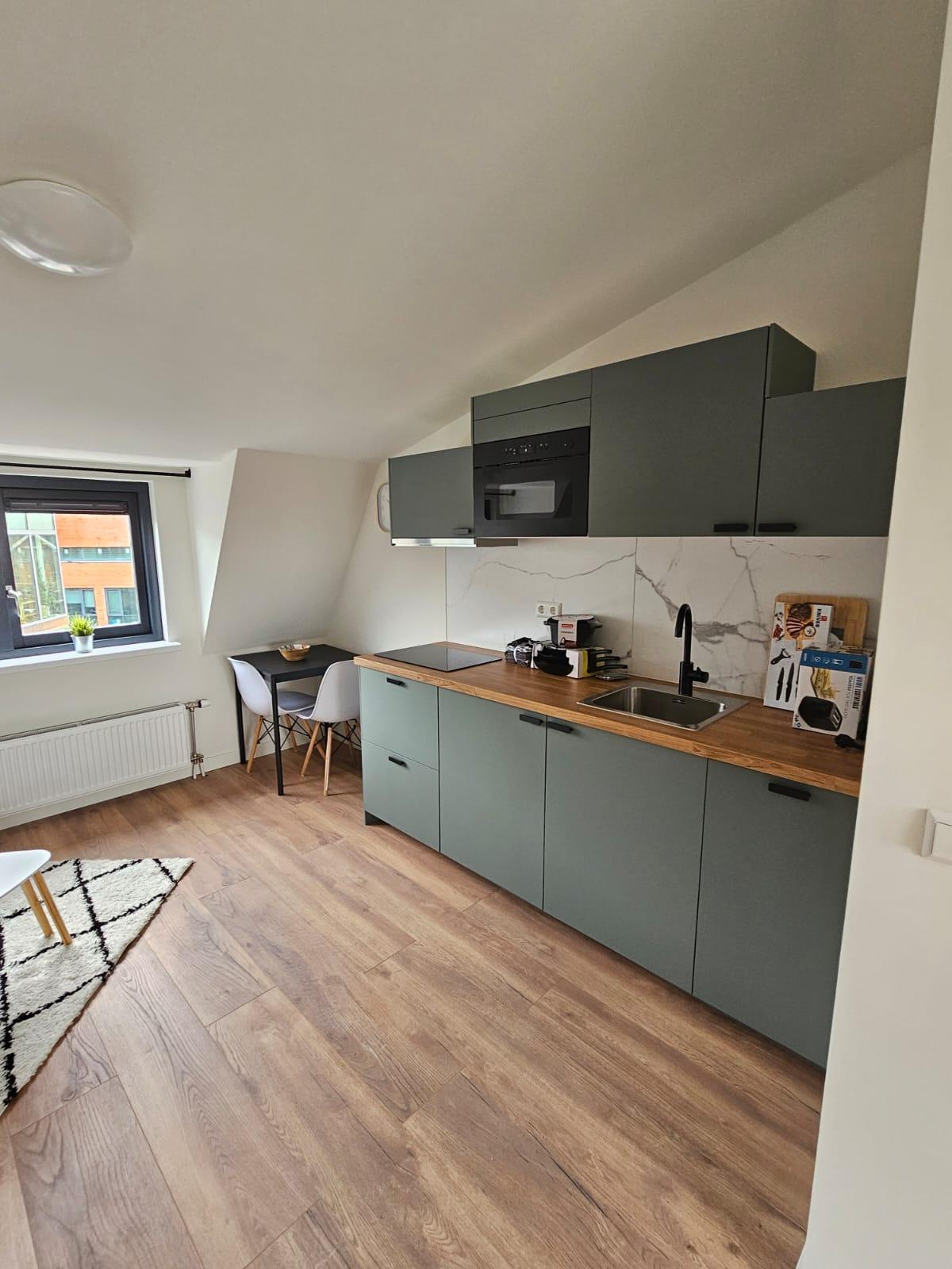 Woning te huur: Damstraat, Utrecht