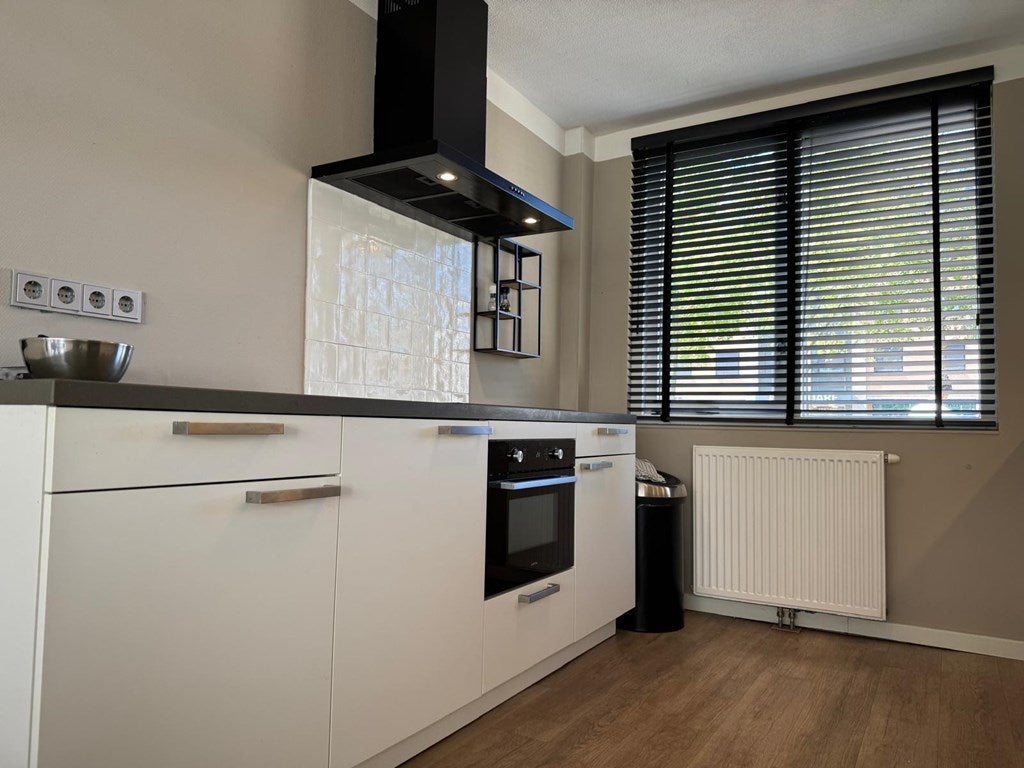 Tussenwoning te huur: Asserring 15, Amstelveen