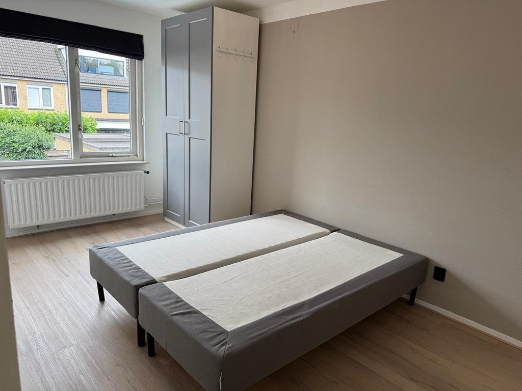 Tussenwoning te huur: Asserring 15, Amstelveen