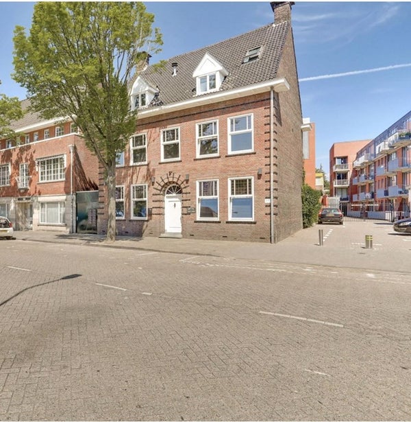 Apartment for rent Stratumsedijk, Eindhoven for €1,105 per month