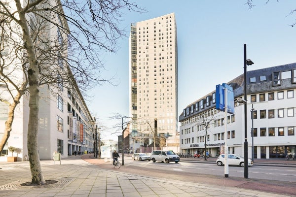 Flat Emmasingel 31 225