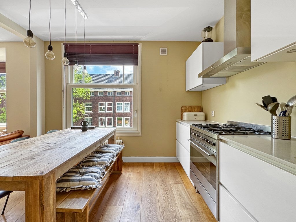 Te huur Appartement Haarlemmermeerstraat in Amsterdam