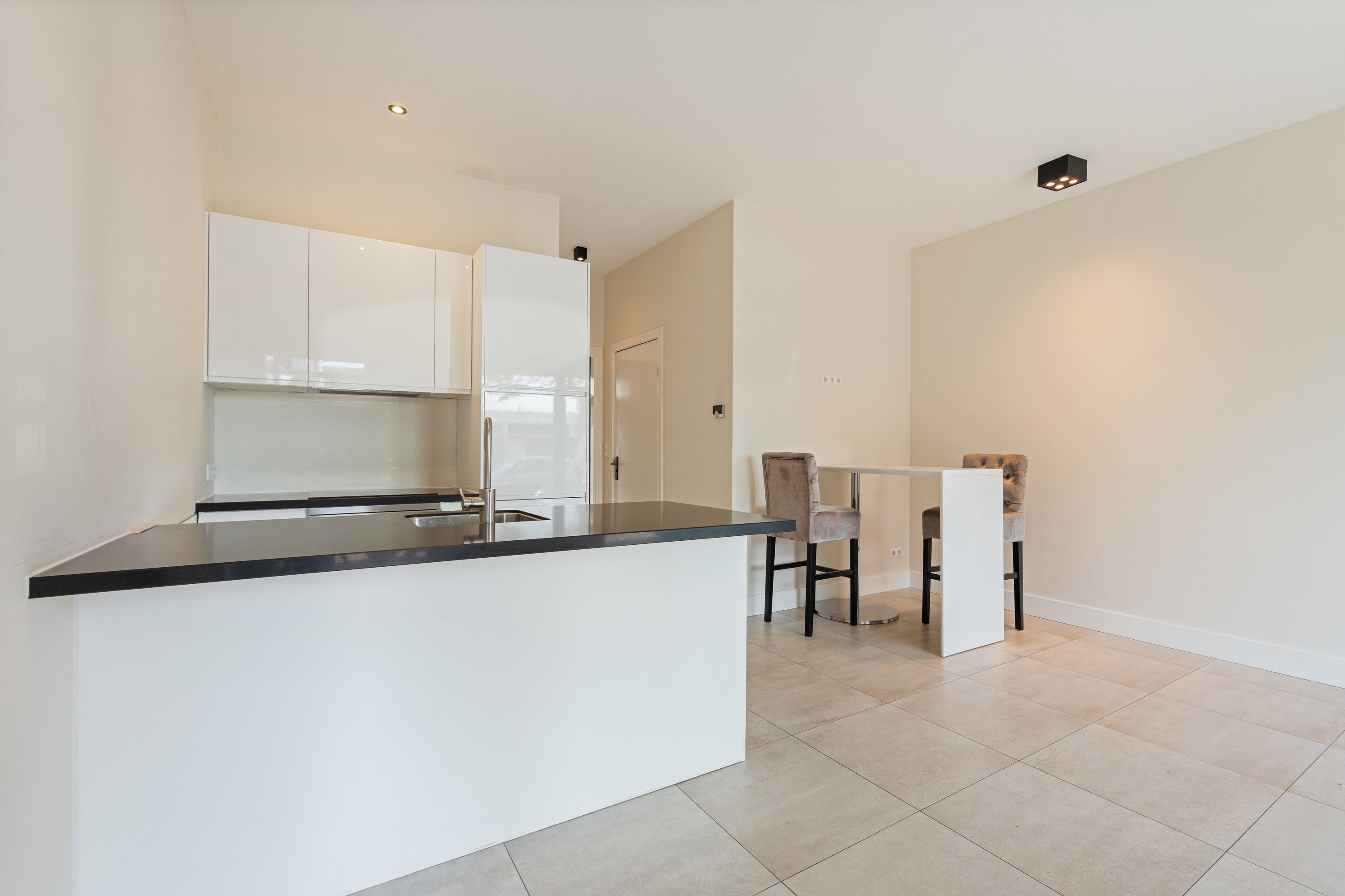 Appartement te koop: Kochstraat 17C, Zandvoort