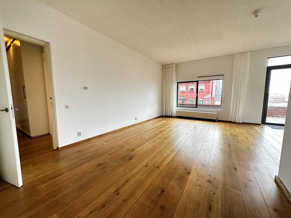 Appartement Hellingweg in Den Haag