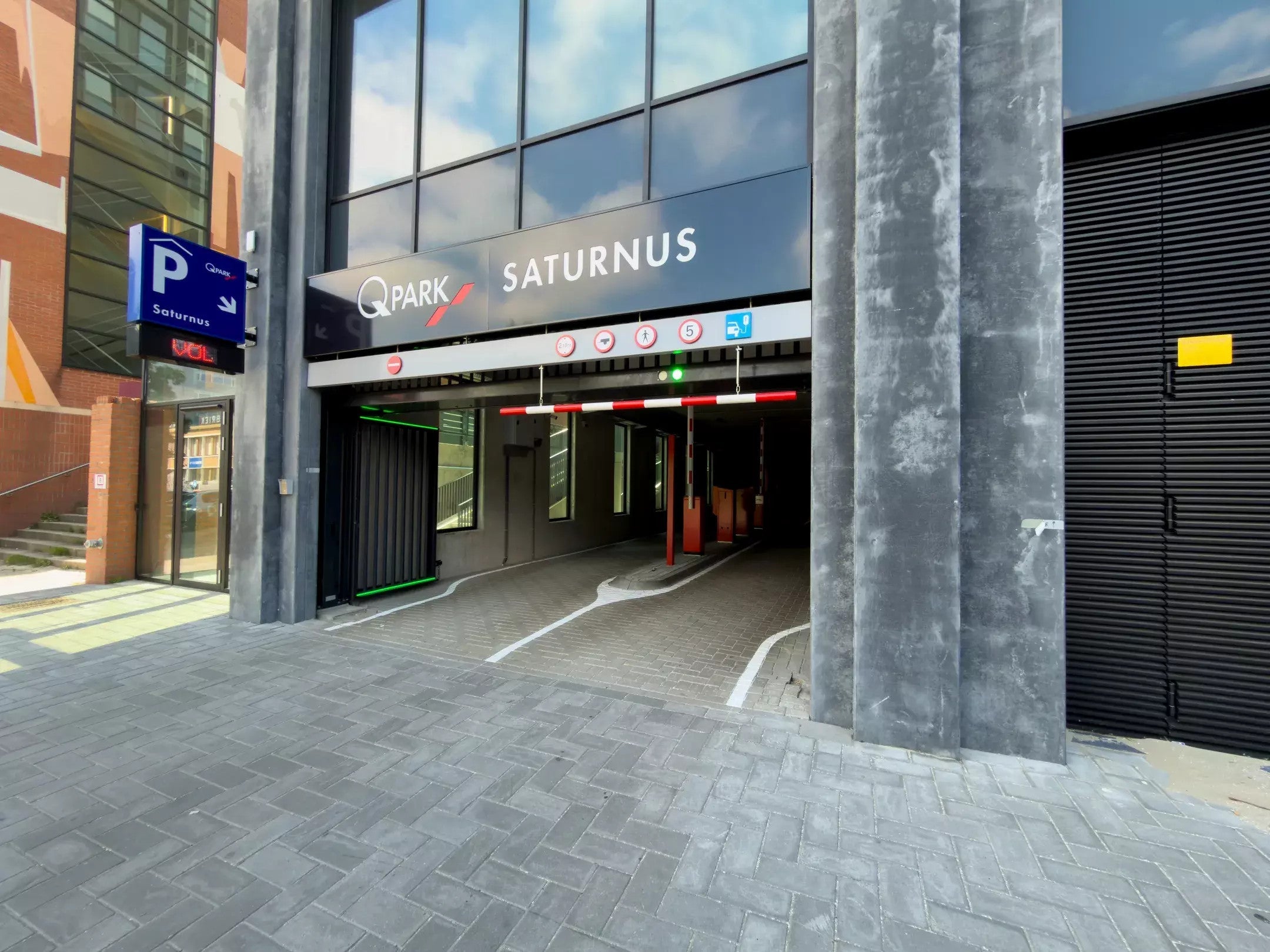 Appartement te huur: Saturnusstraat 18-2003, 'S-Gravenhage