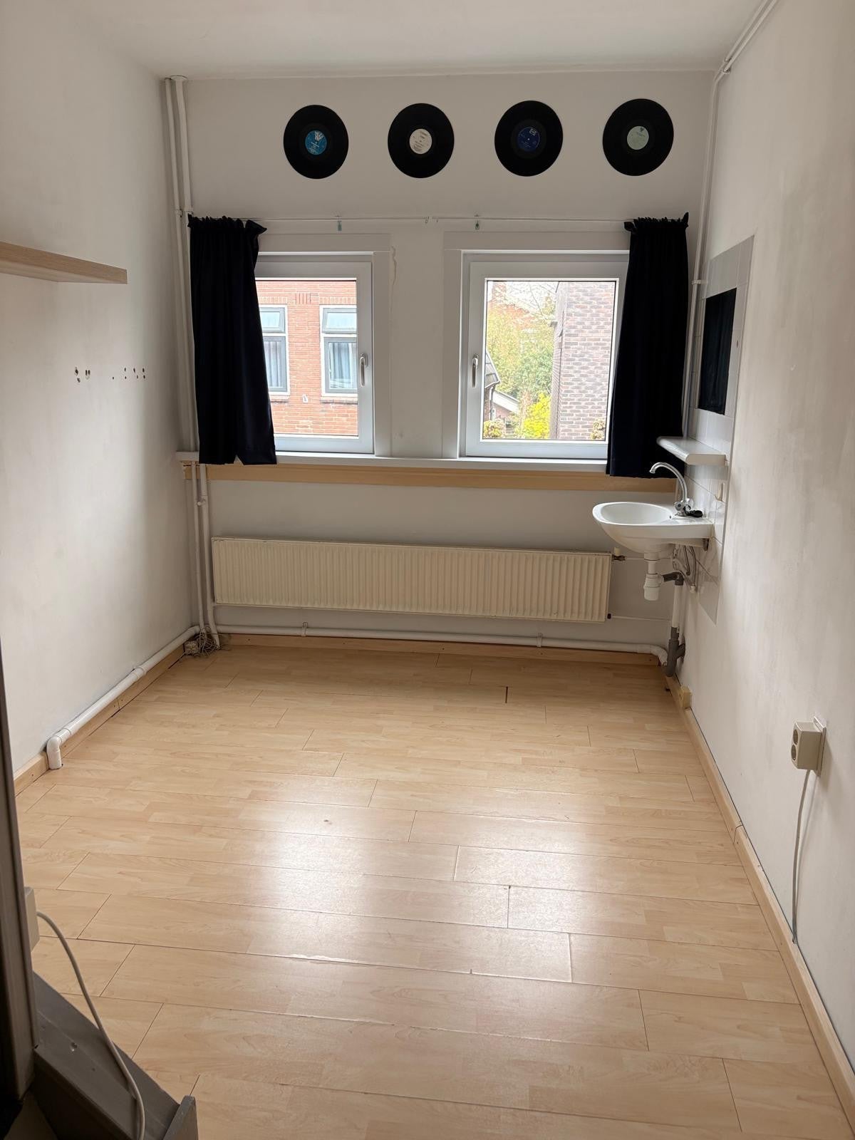 Room Pyrmontstraat 14 kamer 3