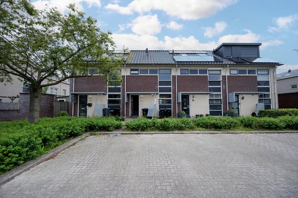 Te huur: Huis Winonahstraat in Almere