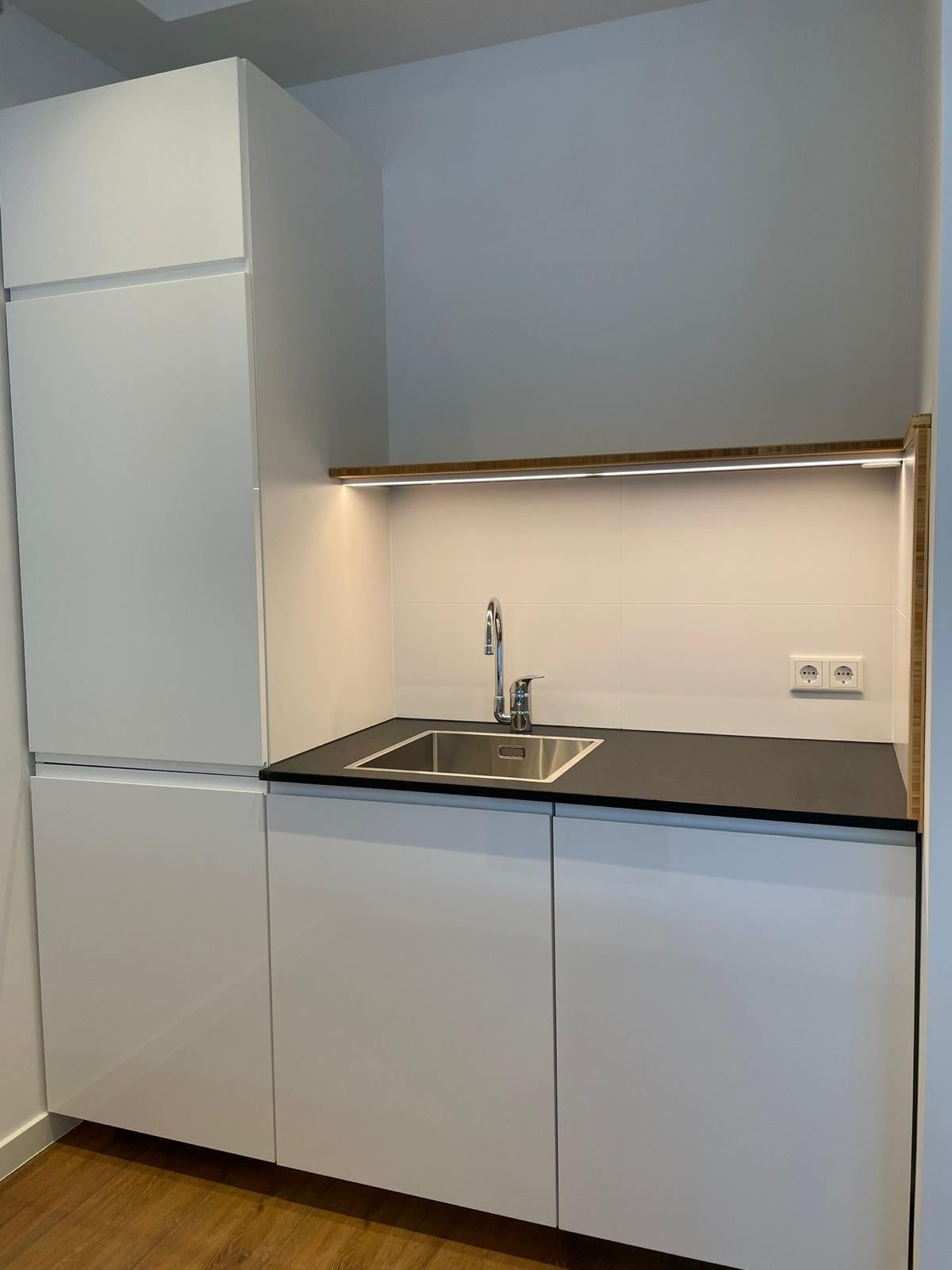 Woning te huur: Onderlangs, Amsterdam