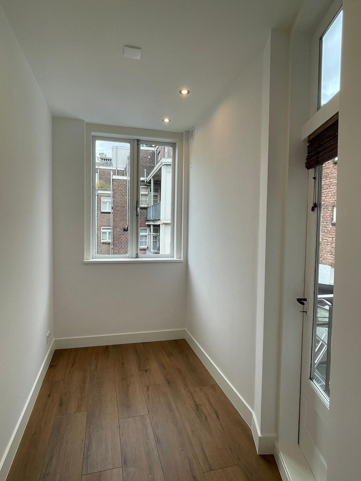 Woning te huur: Onderlangs, Amsterdam