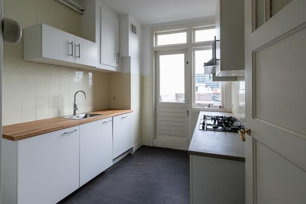 Appartement Zeesluisweg in Den Haag